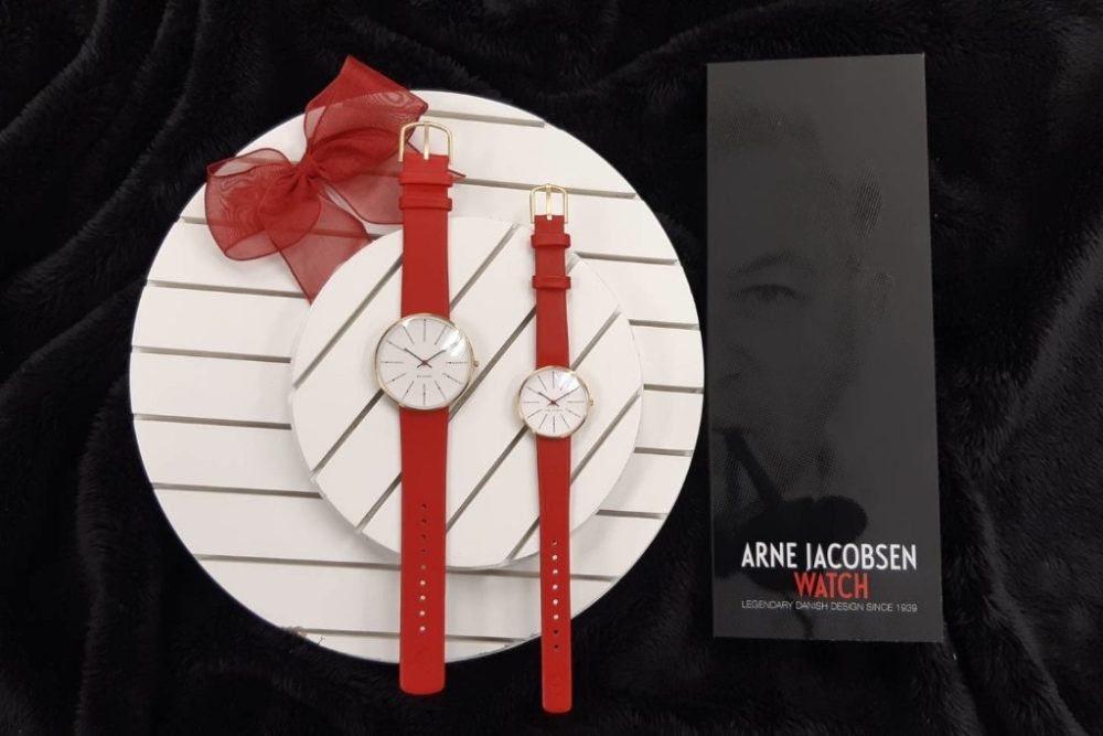 นาฬิกา Arne Jacobsen