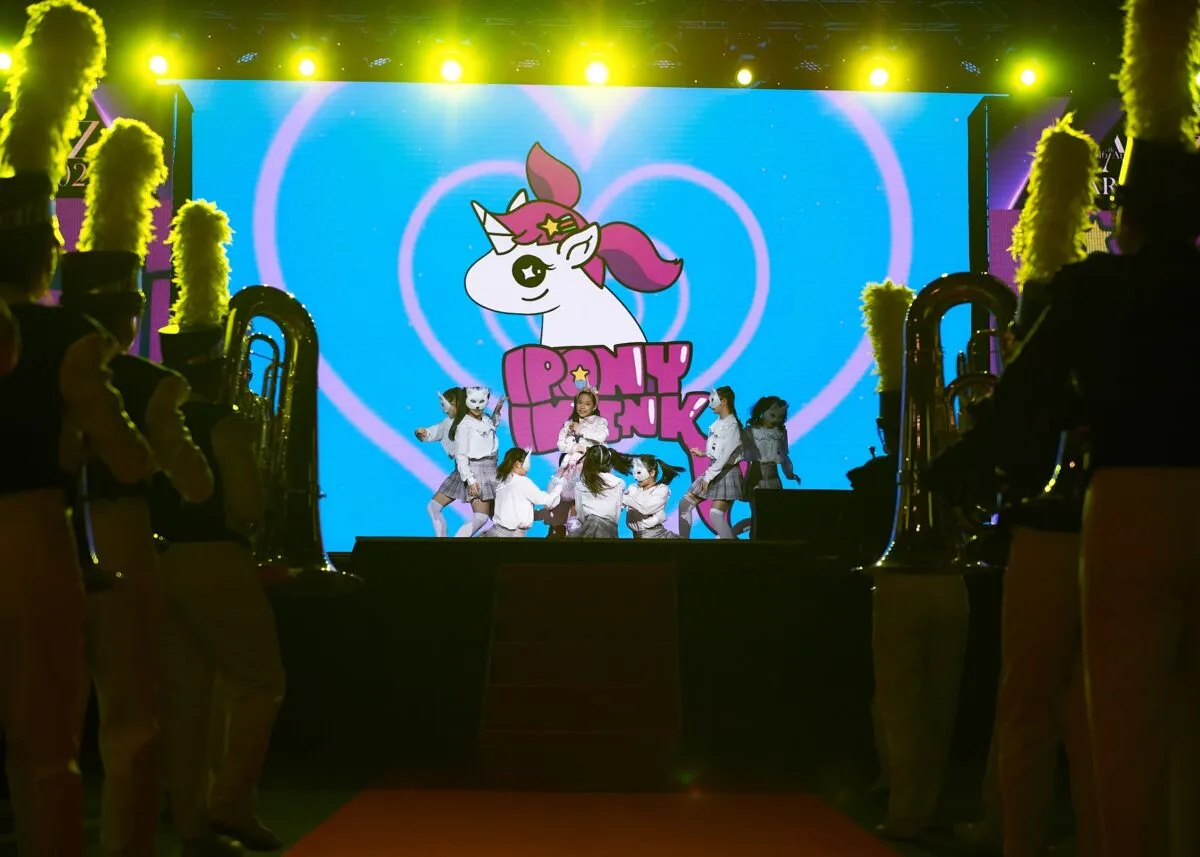 เก่ง ธชย และ ทราย อมลระดา ส่ง “PONY NINK” ขึ้นสเตจเดบิวต์ในฐานะศิลปินเดี่ยวอย่างเป็นทางการ พร้อมโชว์ซิงเกิลแรกสุดน่ารัก “ให้อภัย 100%” 9 PONY NINK