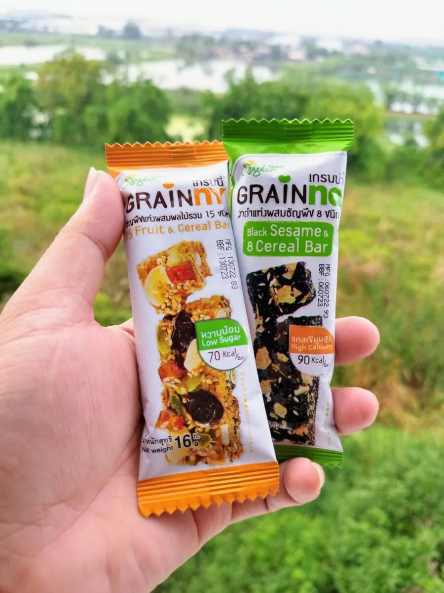 Xongdur Grainny Grainna | เกรนน่า เกรนนี่ ขนมธัญพืชและผลไม้ ซีเรียลบาร์ ไขมันต่ำ น้ำตาลน้อย ตราซองเดอร์ 3 xongdur-grainna-grainny