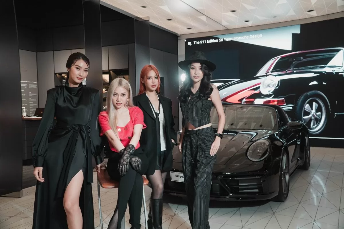 หวาย-ปัญญริสา,หยก - ภักฐ์สนัน, ขวัญ-นราวดี, กวาง-กวิสรา ถ่ายทอดเรื่องราวไลฟ์สไตล์ที่ใช่กับรถปอร์เช่ที่ชอบแมทชิ่งความลงตัวในชีวิตด้วย 4 อัตลักษณ์ที่ทำให้ Lady Driver หลงรัก ไปพร้อมกับแฟชั่นในสไตล์ BLUEEYE Studio 11 หยก ภักฐ์สนัน ขวัญ นราวดีหวาย ปัญญริสากวา 2