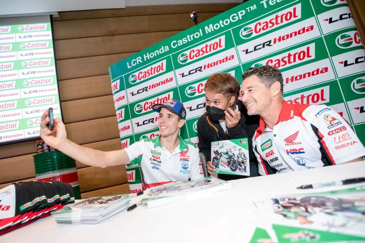 BP Castrol จัดกิจกรรมเอาใจสายมอเตอร์สปอร์ต ดึง Alex Marquez ร่วม Meet & Greet ก่อนลุยศึก Thailand MotoGPTM : Thailand Grand Prix 2022 ตอกย้ำความเป็นผู้นำวงการหล่อลื่นระดับโลก 6 04 ภาพประกอบข่าว