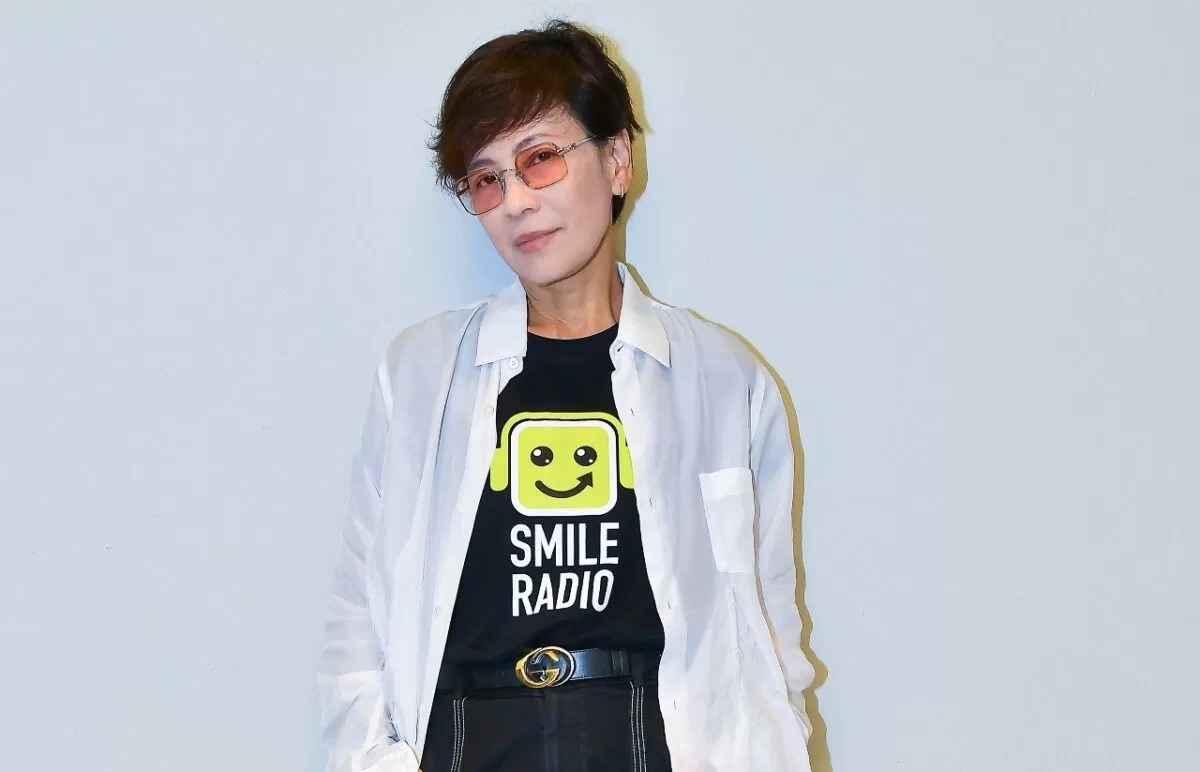 SMILE RADIO FM 98 “สไมล์ เรดิโอ” วิทยุยิ้มได้ในตำนาน กลับมาจริง พร้อมเชื่อมต่อทุกรอยยิ้ม! ฟังพร้อมกันทั่วโลกได้แล้ววันนี้! 5 ARM 5792