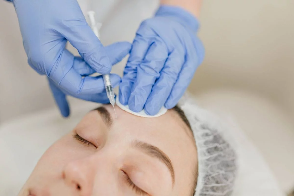 Botox | ฉีดโบท็อกหน้าเรียว | เพิ่มความกระชับได้รูปสวย ให้ใบหน้าของคุณโดดเด่น มีมิติมากยิ่งขึ้น 3 ฉีดโบท็อกหน้าเรียว
