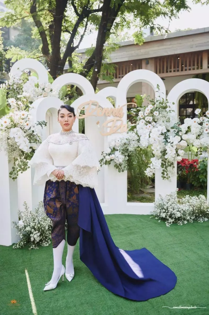 8 ชุดไทยเวดดิ้งสุดปัง ของเหล่าคนคนดังแถวหน้าของเมืองไทย จากห้องเสื้อ วนัช กูตูร์ 8 1674098621405