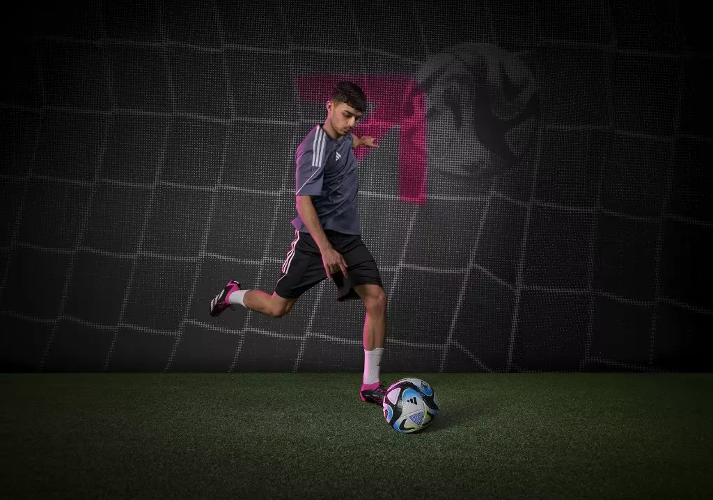 อาดิดาสเปิดตัวรองเท้าฟุตบอล PREDATOR ACCURACY ดีไซน์ล่าสุดที่พร้อมความแม่นยำเหนือระดับ 7 SS23 Predator Accuracy Player 1