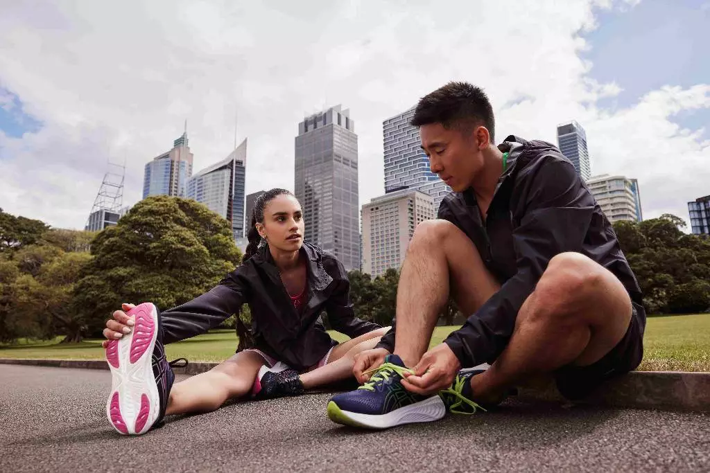 ASICS เปิดตัว GEL-CUMULUSTM 25 รองเท้ารุ่นใหม่ ส่งมอบประสบการณ์สุดเบาสบายให้กับเหล่านักวิ่ง พร้อมเผยโฉม GEL-NIMBUSTM 25 และ GEL-CUMULUSTM 25 รุ่นพิเศษ ที่กระบวนการผลิตใส่ใจสิ่งแวดล้อมมากยิ่งขึ้น 3 1682313393751