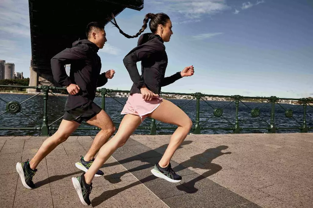 ASICS เปิดตัว GEL-CUMULUSTM 25 รองเท้ารุ่นใหม่ ส่งมอบประสบการณ์สุดเบาสบายให้กับเหล่านักวิ่ง พร้อมเผยโฉม GEL-NIMBUSTM 25 และ GEL-CUMULUSTM 25 รุ่นพิเศษ ที่กระบวนการผลิตใส่ใจสิ่งแวดล้อมมากยิ่งขึ้น 4 1682313393870