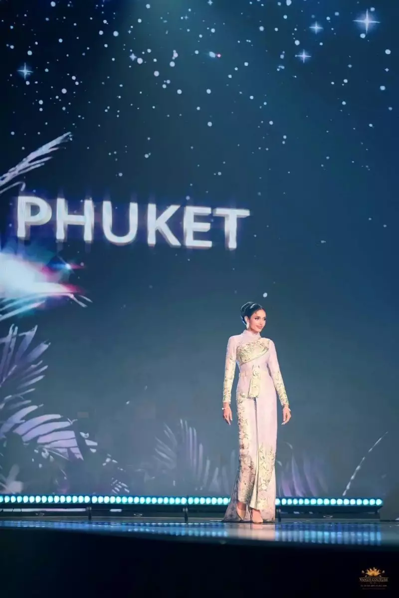 วนัช กูตูร์ ร่วมสร้างประวัติศาสตร์กับ วีนา-ปวีนา สิงห์ทักวาล บนเวที MUT 2023 คว้ารางวัล “Thai Royally Bestowed Textile Award” 3 1069977 0