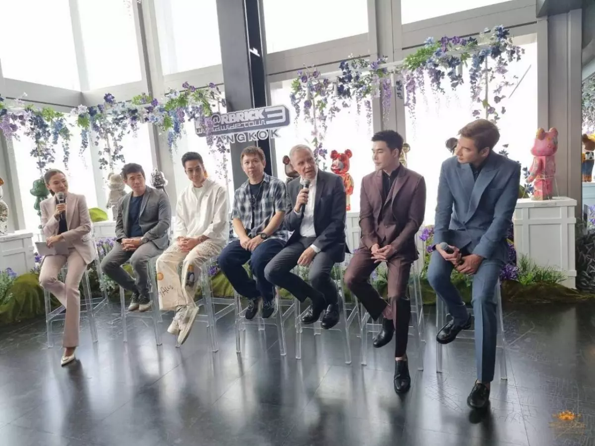 วนัช กูตูร์ ร่วมกับ คิง พาวเวอร์ มหานคร ชวนเปิดประสบการณ์ใหม่ไปกับงานดีไซน์สุดสร้างสรรค์ระดับโลกในงาน “BE@RBRICK WORLD WIDE TOUR 3” 6 1696490257944