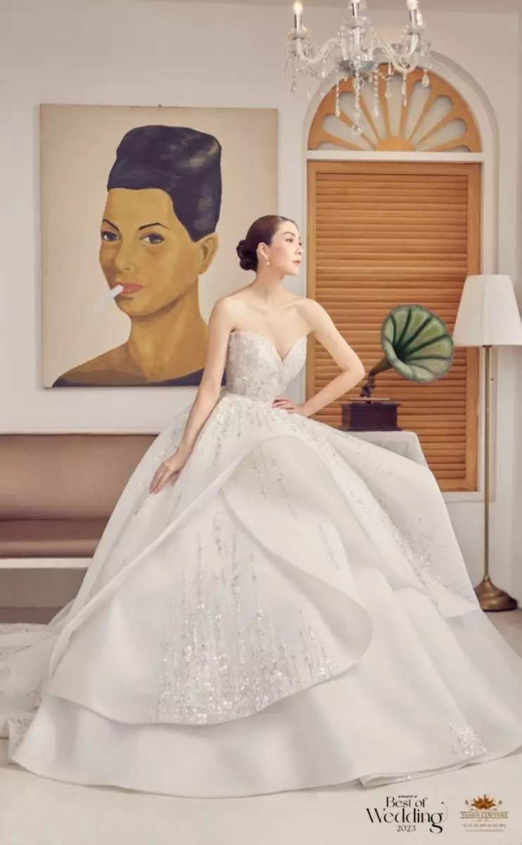 วุ้นเส้น วิริฒิพา สาดความสวยสุดออร่าในลุคชุดวิวาห์สุดหวานละมุน 2 ลุค 2 สไตล์ จากห้องเสื้อชื่อดัง วนัช กูตูร์ 7 47966EB7 7223 4B07 957C 69ABBC9C4290
