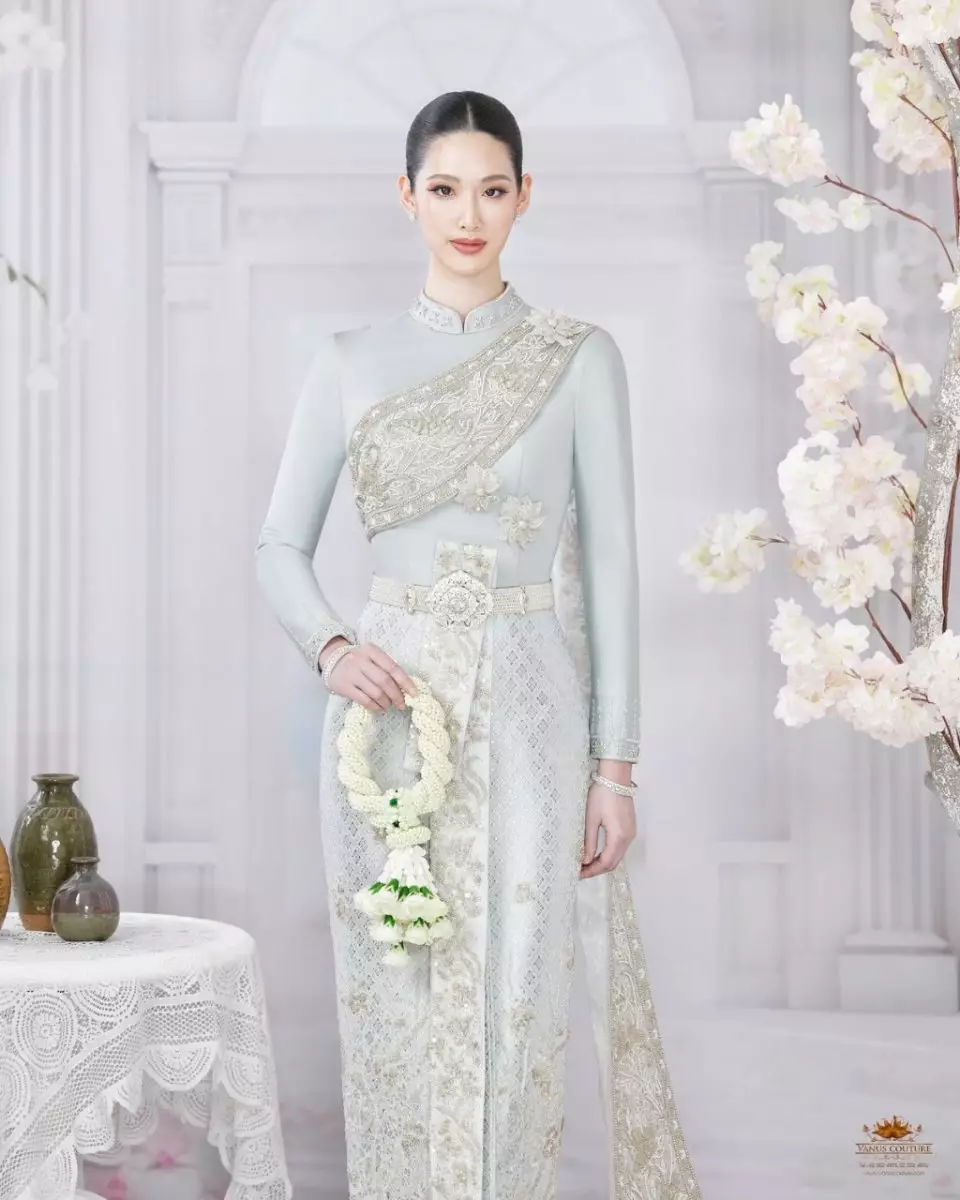 ห้องเสื้อ วนัช กูตูร์ เปิดม่านสู่โลกแห่งความงดงามของชุดไทยพระราชนิยมแห่งยุค ด้วยคอลเลกชันใหม่ล่าสุด "Blooming Love" 9 ห้องเสื้อ วนัช กูตูร์